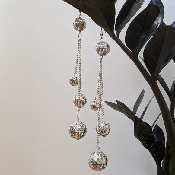 Drop Earring - Picture 1 of 4